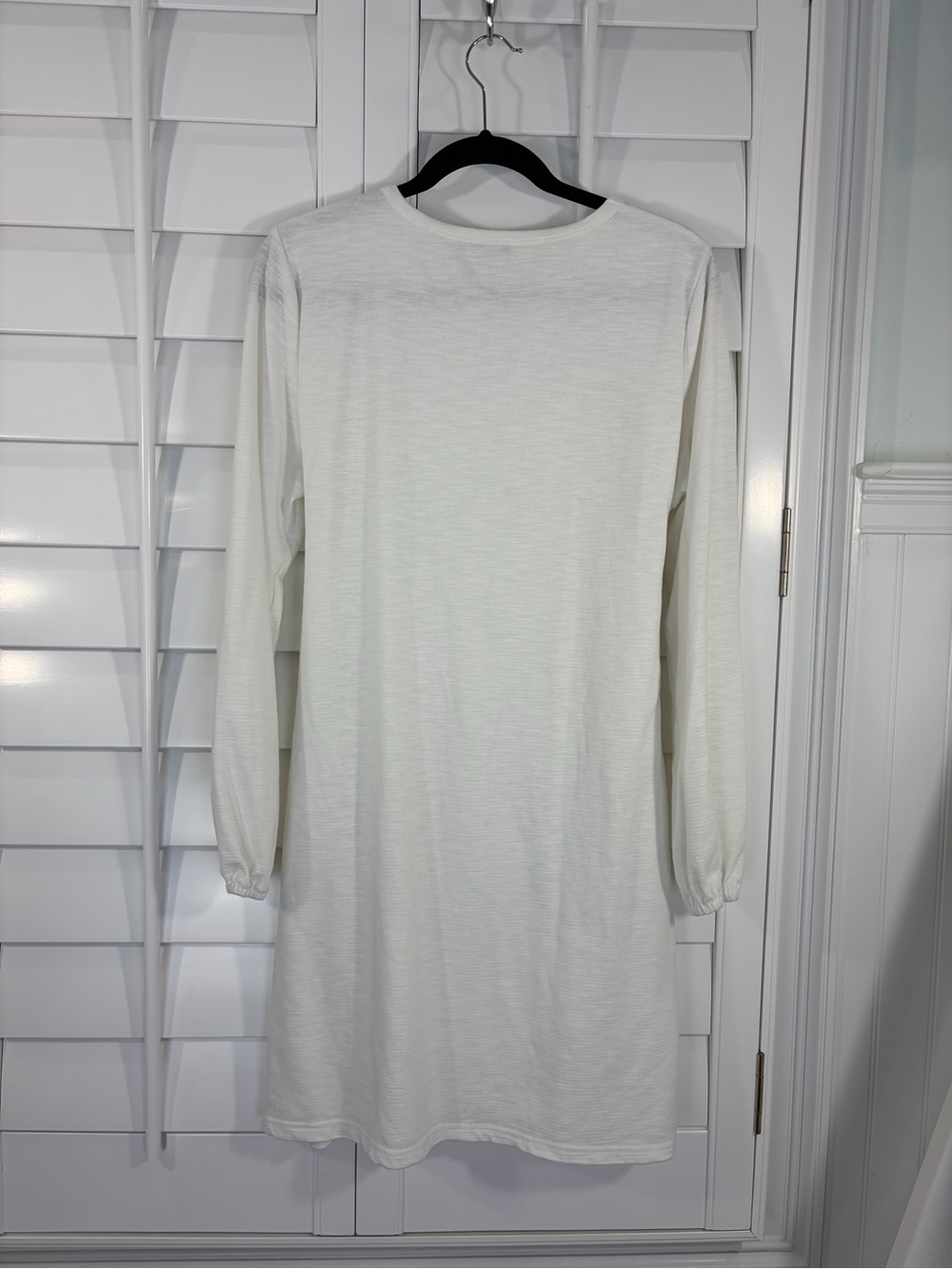 Long-Sleeve Cream Tie-Waist Mini Dress - Picture 5 of 11